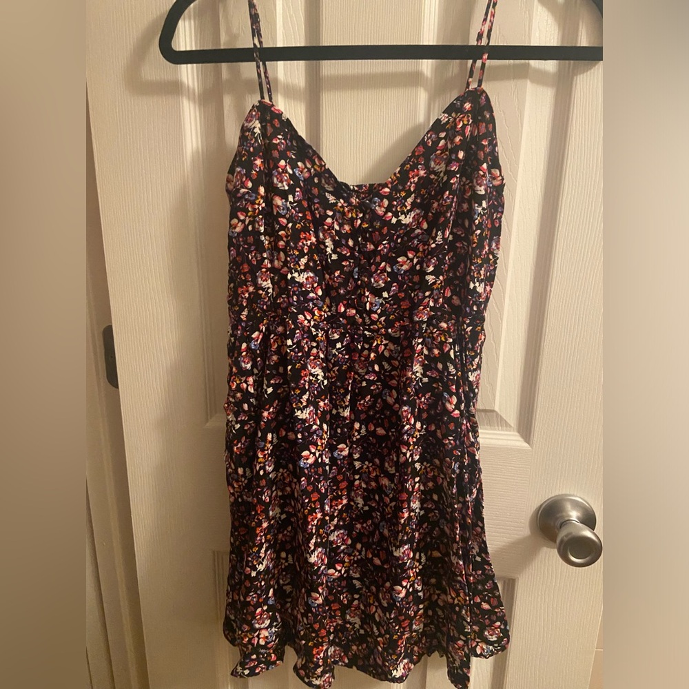 Express floral print dress with pockets and adjustable straps, small